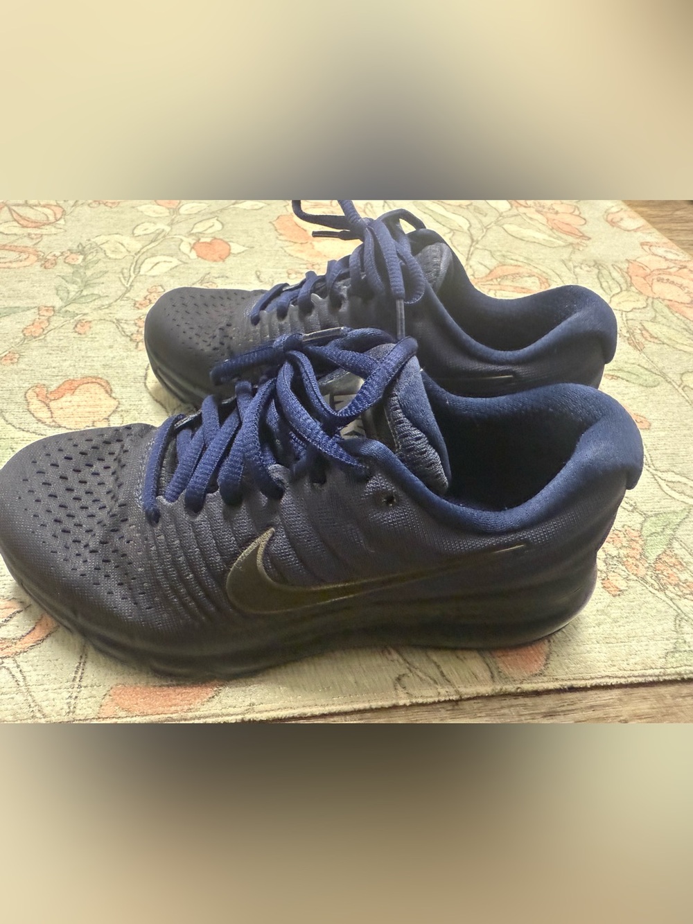 Nike Big Kids (4Y) Dark Blue Sneakers - Athletic Shoes